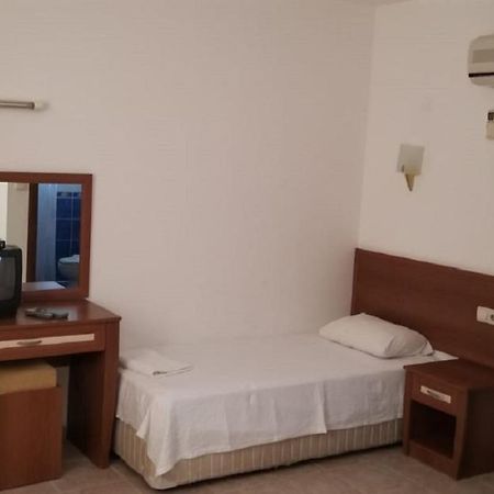 Poseidon Hotel Сиде Екстериор снимка
