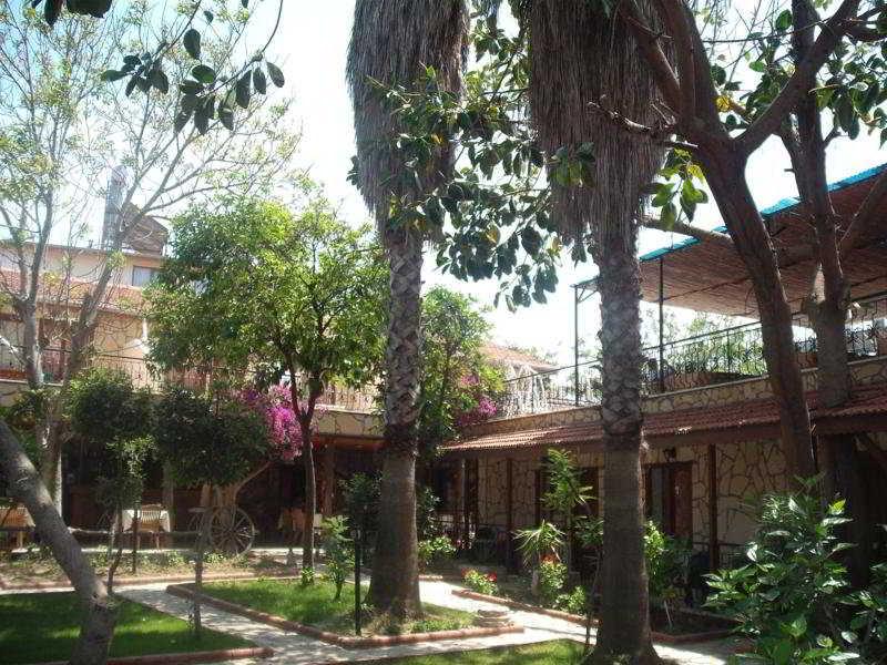 Poseidon Hotel Сиде Екстериор снимка